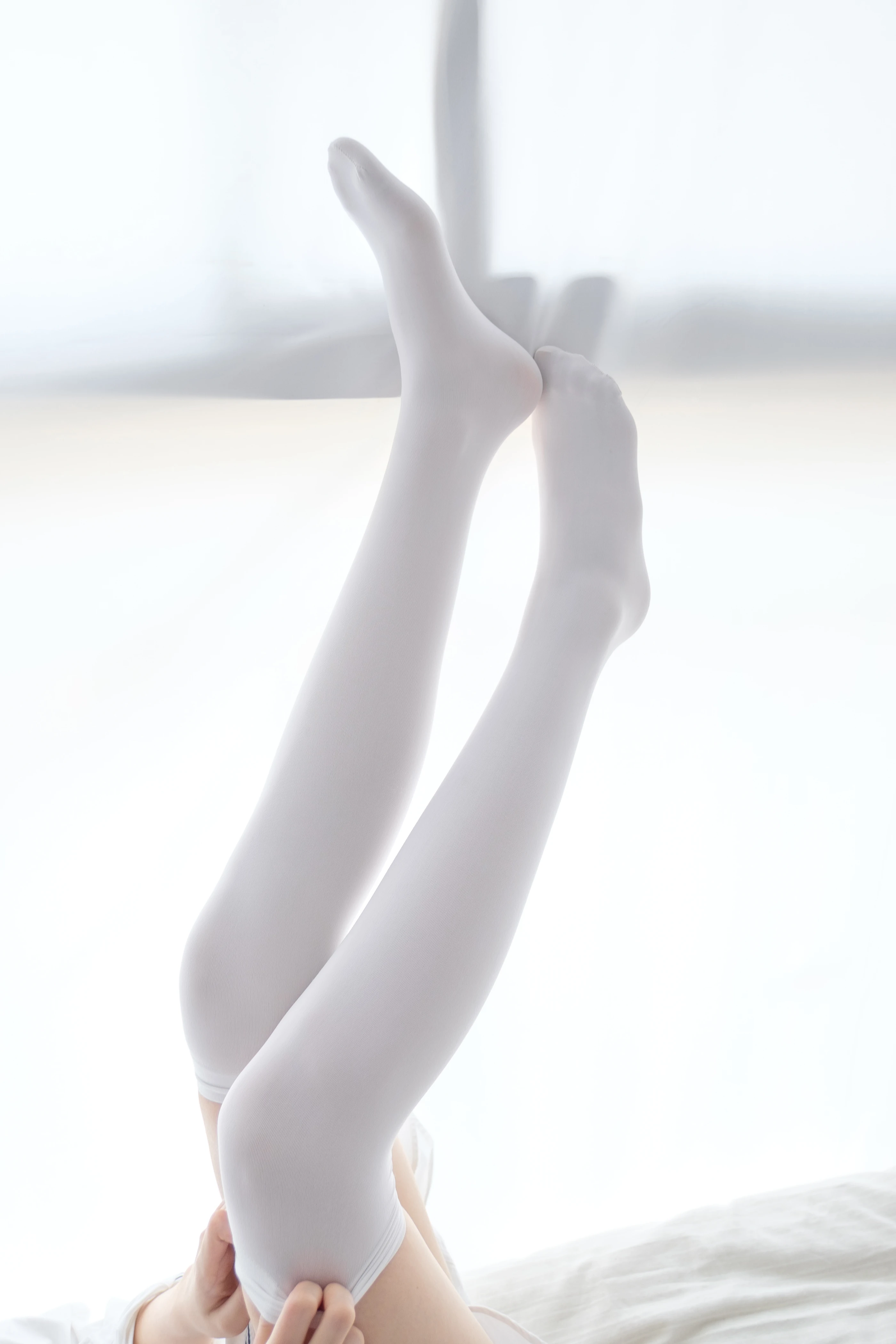 森萝财团 R15-022 [85P]插图1
